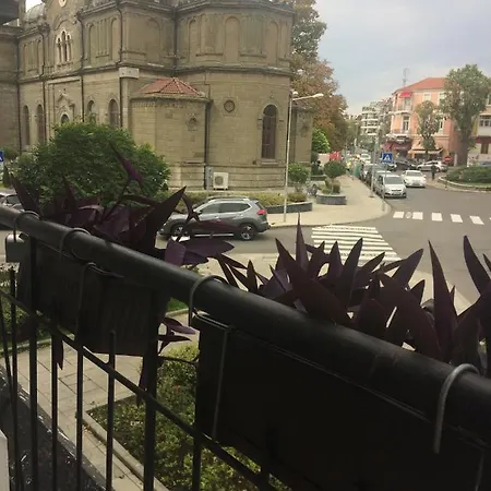 мони 아파트