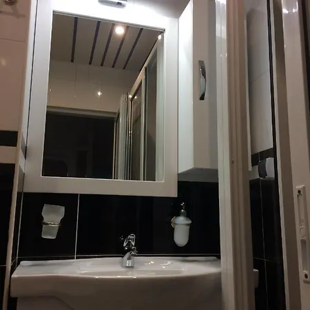 Apartament мони